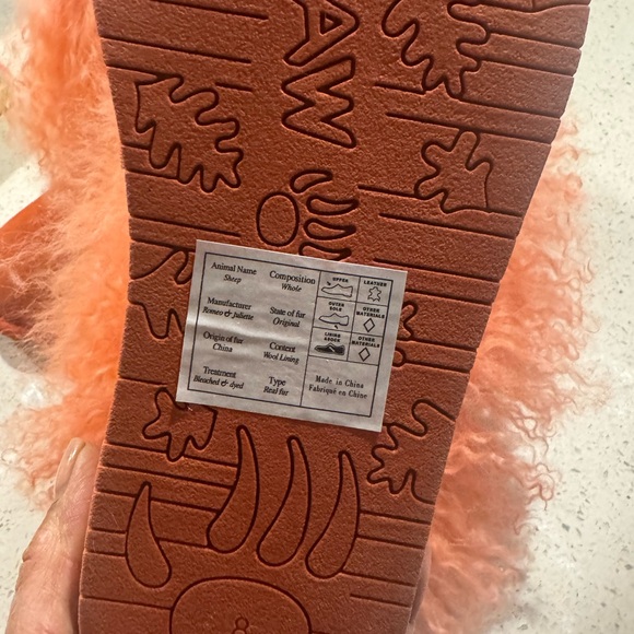 BearPaw Orange Suede Boots 8 - Picture 3 of 11